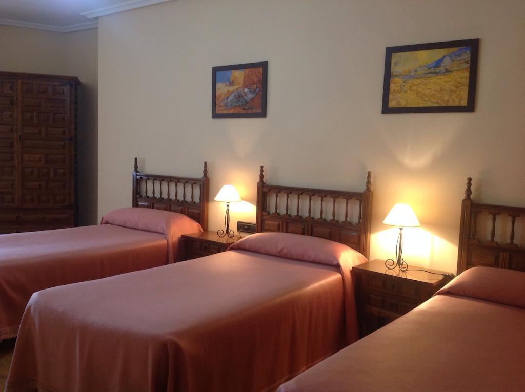 Hostal Argentino Béjar Habitación foto