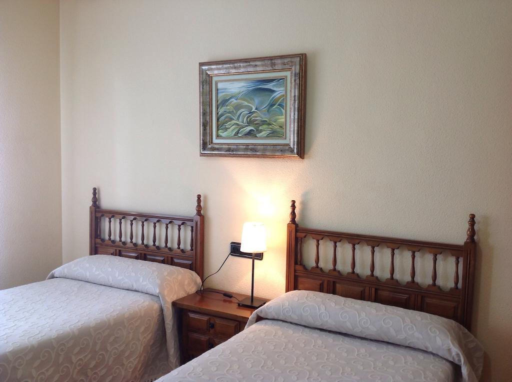 Hostal Argentino Béjar Habitación foto